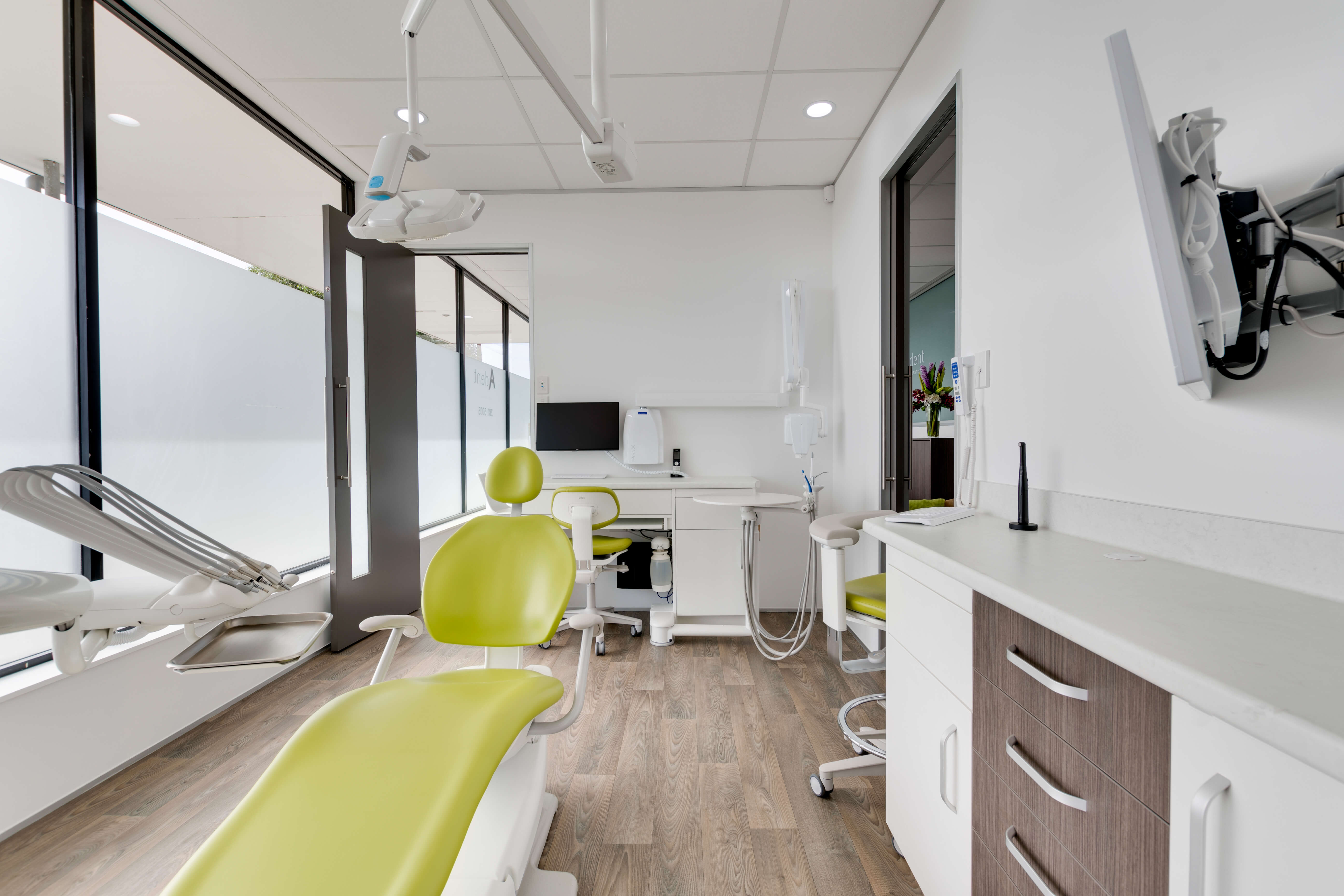 dental equipment suppliers