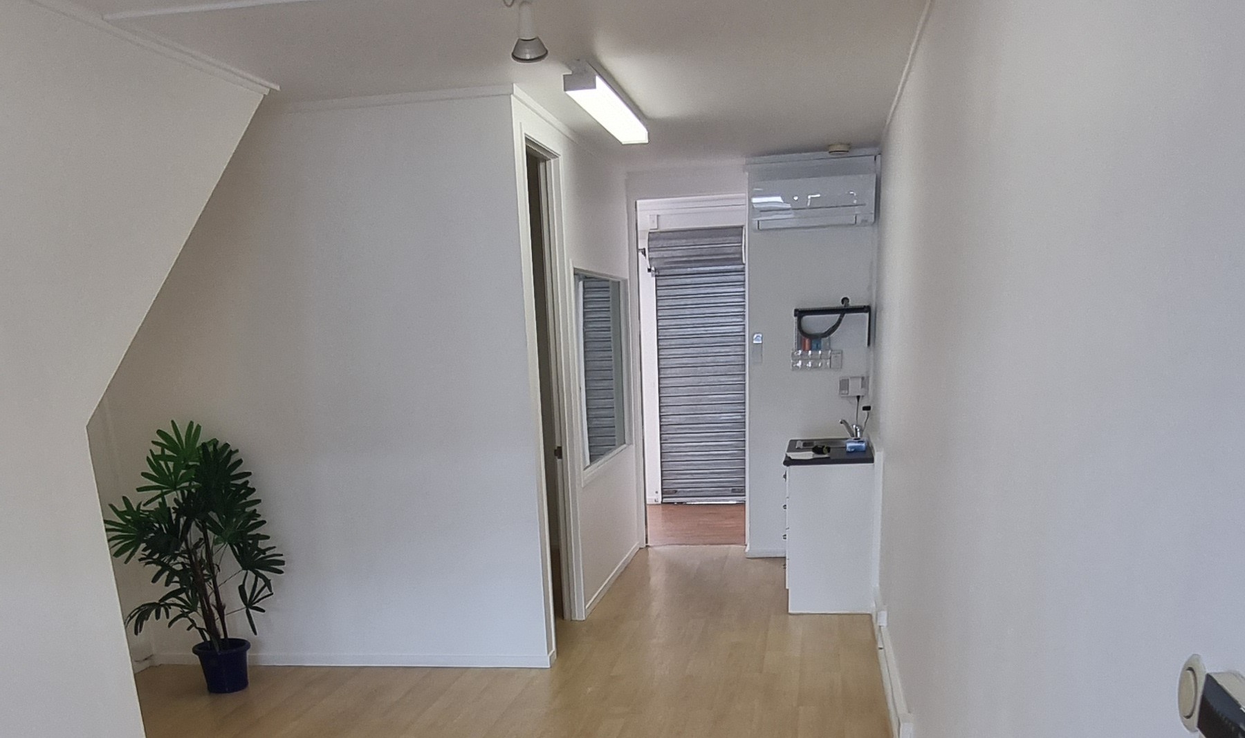 Mint Dental hallway - Before