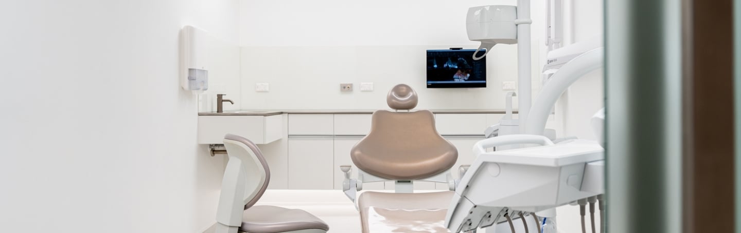 TreatmentImaging_105_UP_02373_Web Size_1900x600