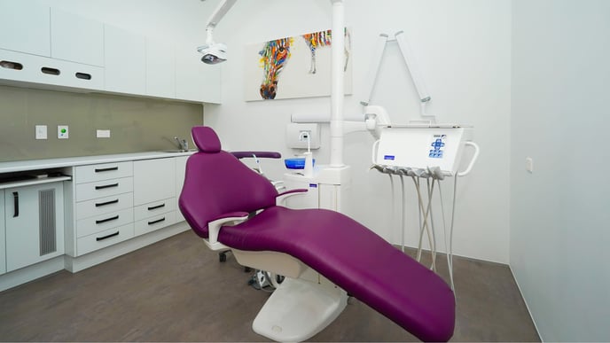 Dental clinic equipment - Sanctuary Dental Pukekohe treatment room - 