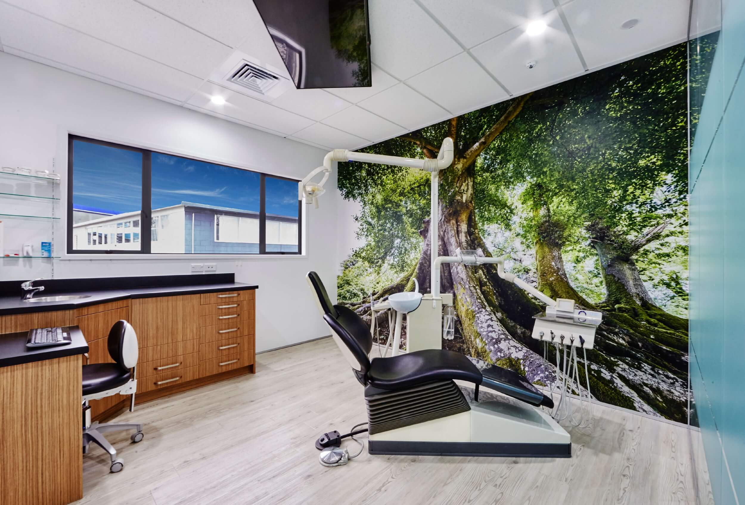 dental treatment room setup