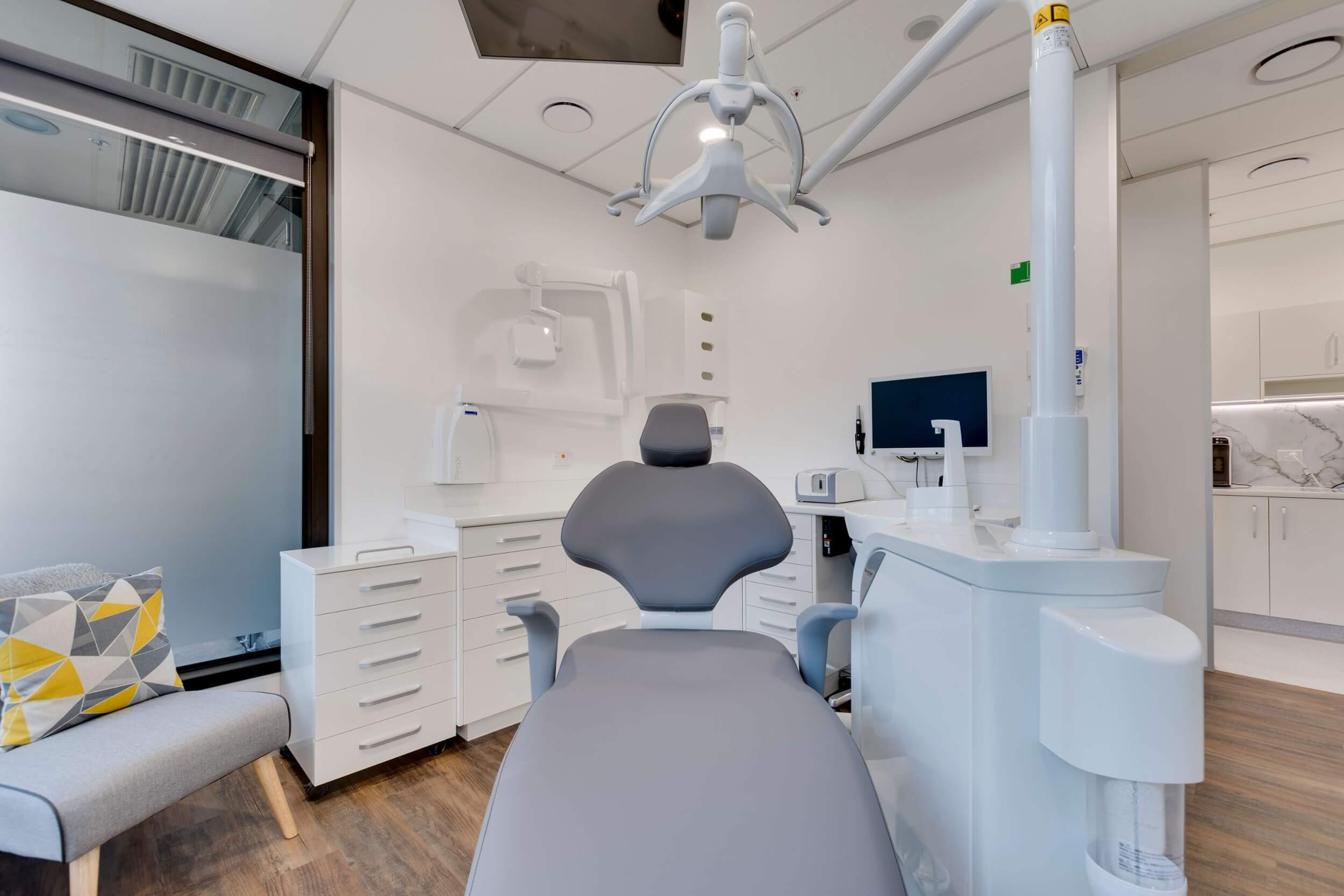 dental treatment room fit out 