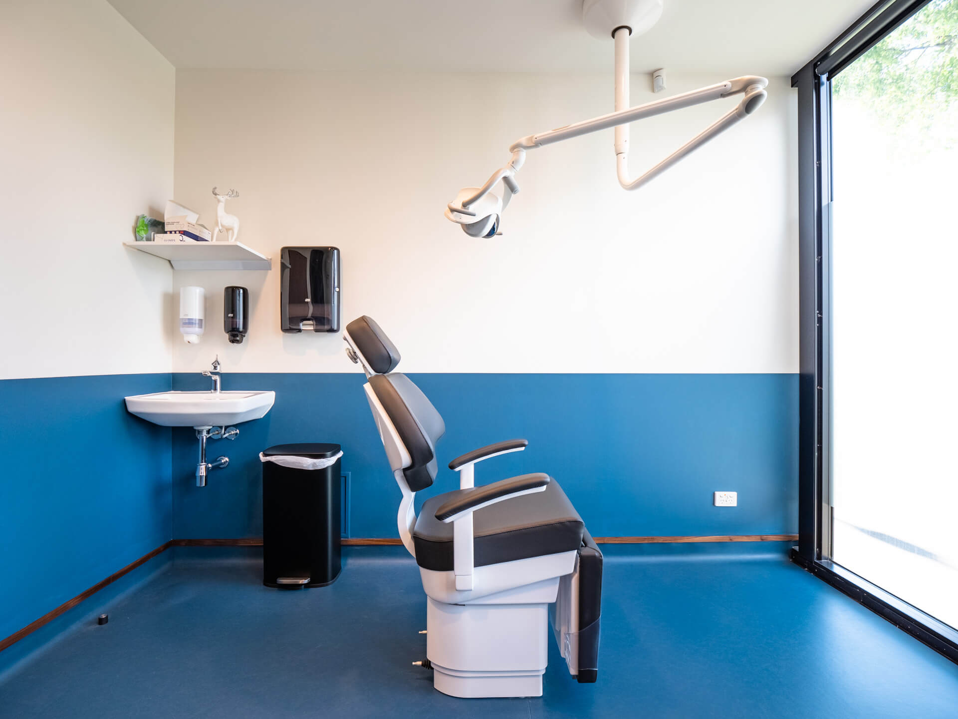 Orthodontic consult room design
