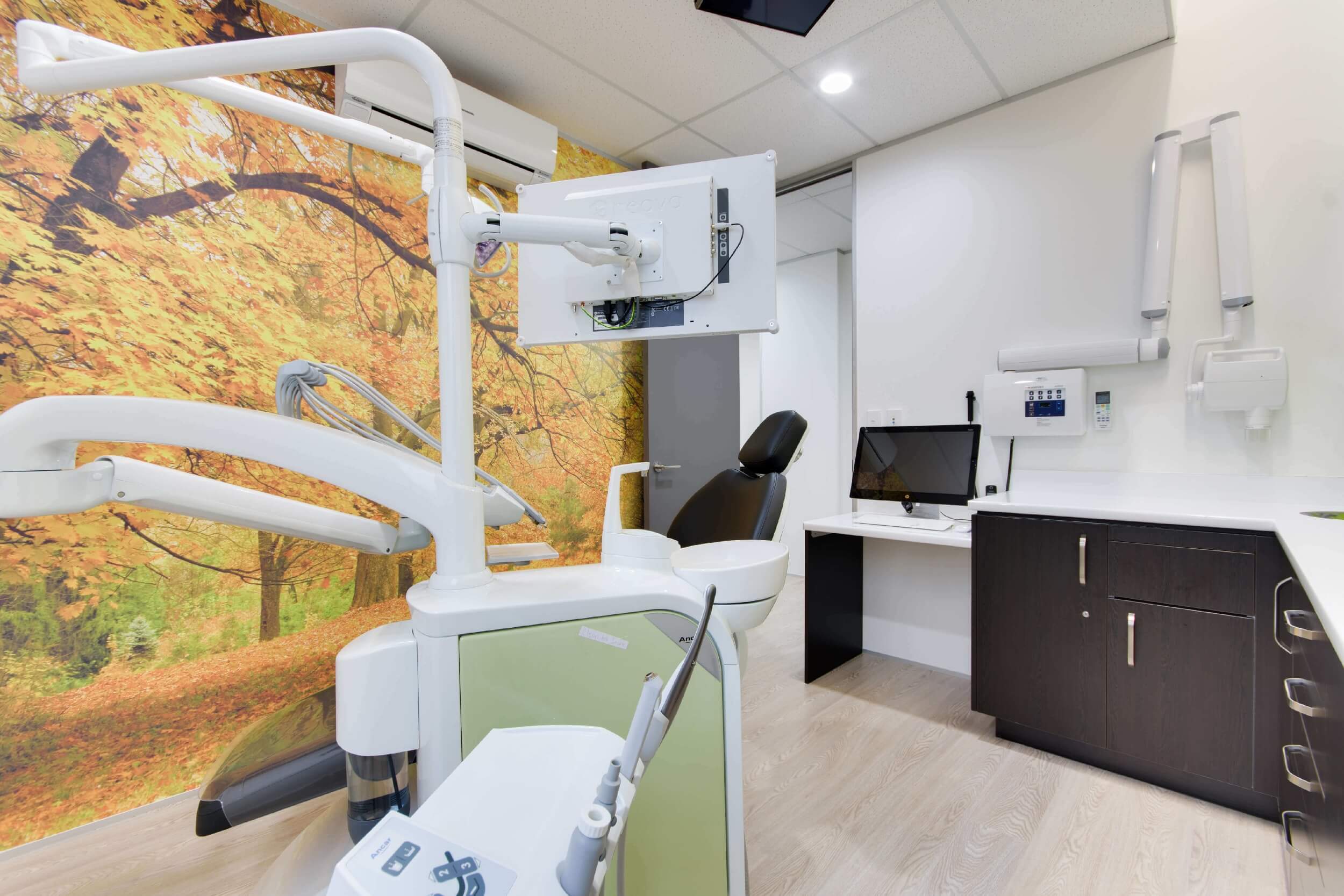 dental treatment room setup